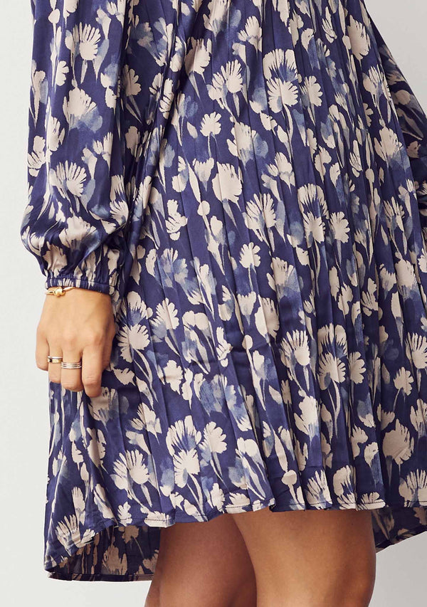 I SAY Bitten Pleat Dress Dresses A30 Blue Mood