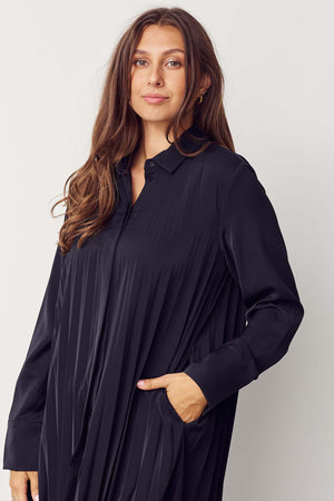 I SAY Frida Pleat Dress Dresses 900 Black