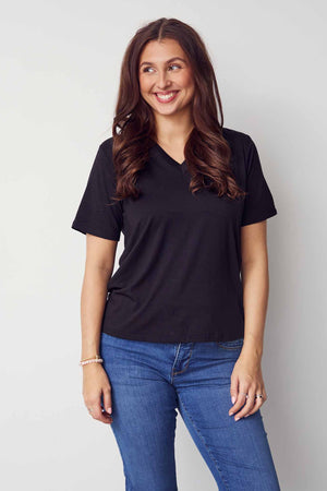 I SAY Gritt V-Neck T-Shirt Basics 900 Black