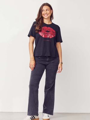 I SAY Kora Lip T-Shirt T-Shirts 900 Black