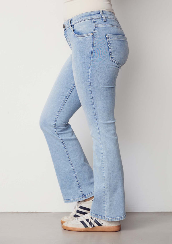 I SAY Lido Flare Jeans Pants 674 Light Denim