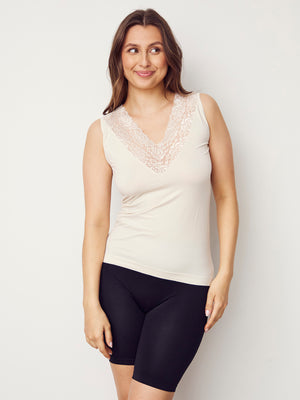 I SAY Nilla V-Neck Top Basics 112 Sand