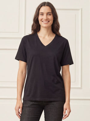 I SAY Nugga Basic V-Neck T-Shirt Basics 900 Black