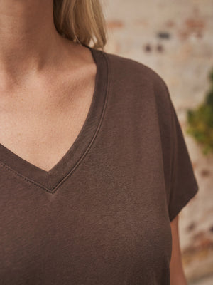 I SAY Nugga V-Neck T-Shirt Basics 356 Dark brown