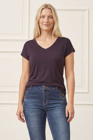 I SAY Nugga V-Neck T-Shirt Basics 419 Aubergine