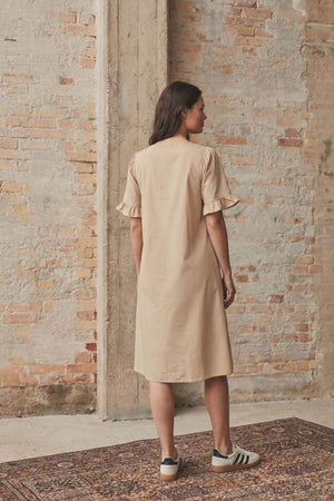 I SAY Sigga Flounce Dress Dresses 102 Camel